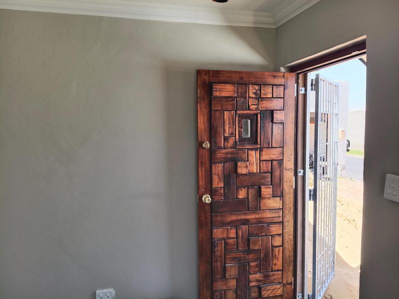To Let 3 Bedroom Property for Rent in Peerless Park North Western Cape